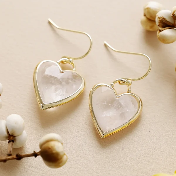 Pendientes boho de Mi Corazón Loco, con corazones de Piedra Natural