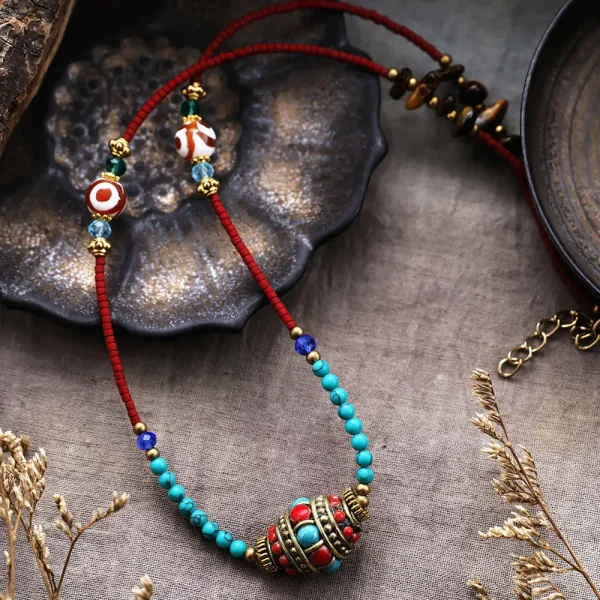 Collar Himalaya – Con Turquesas, Semillas y Abalorio Nepalí