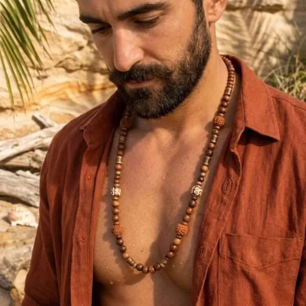 Collar Espíritu Salvaje – Con Madera de Nogal y Semillas Étnicas