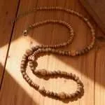 Collar Espíritu Salvaje – Con Madera de Nogal y Semillas Étnicas