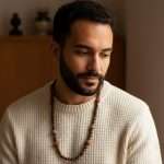 Collar Espíritu Salvaje – Con Madera de Nogal y Semillas Étnicas