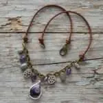 Collar Boho Umbral Místico – Con Amatista y Labradorita Natural