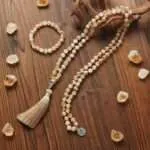 Conjunto Japa Mala 108 cuentas con piedras naturales de citrino